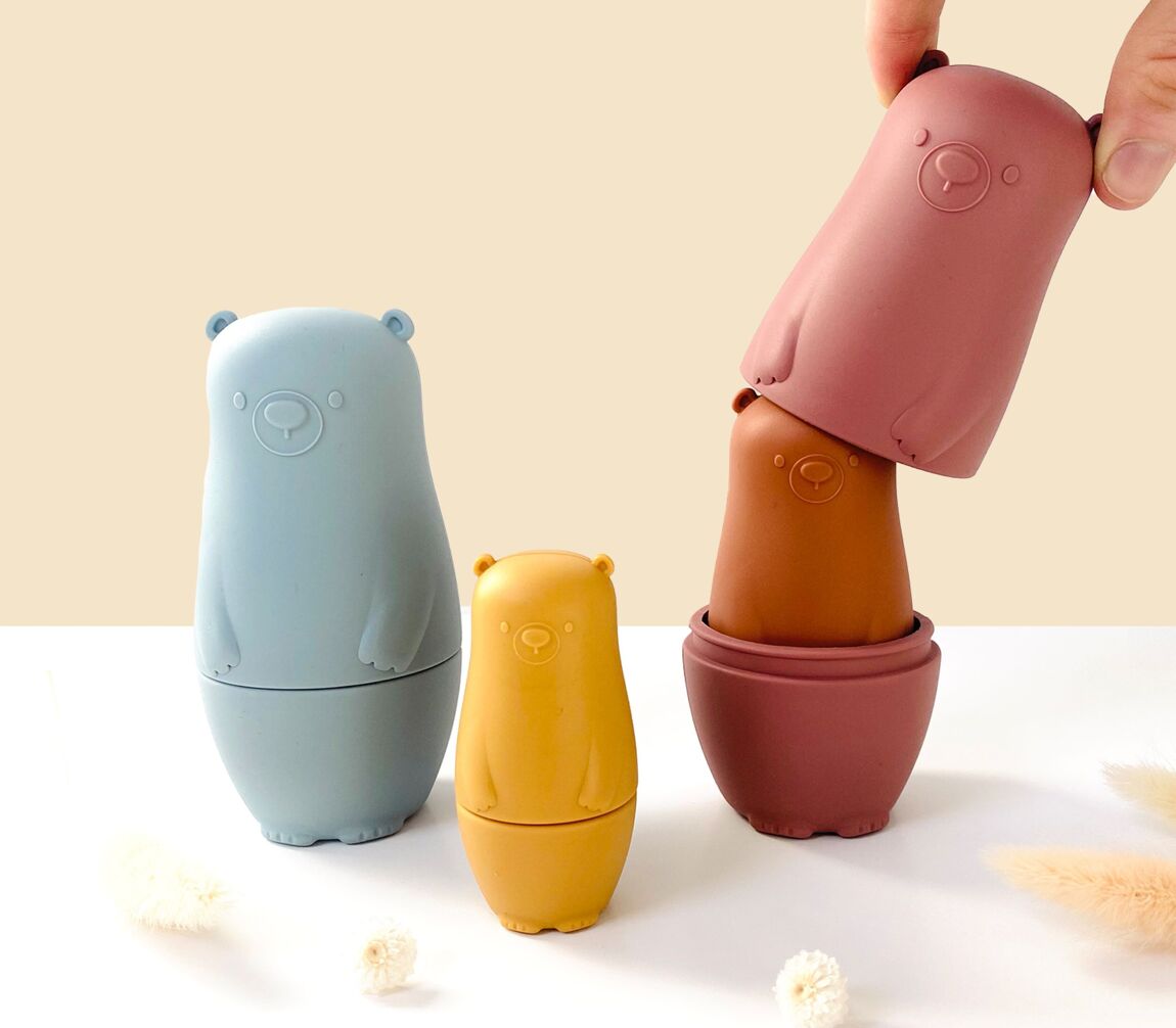 Jouet Montessori poupées russes silicone