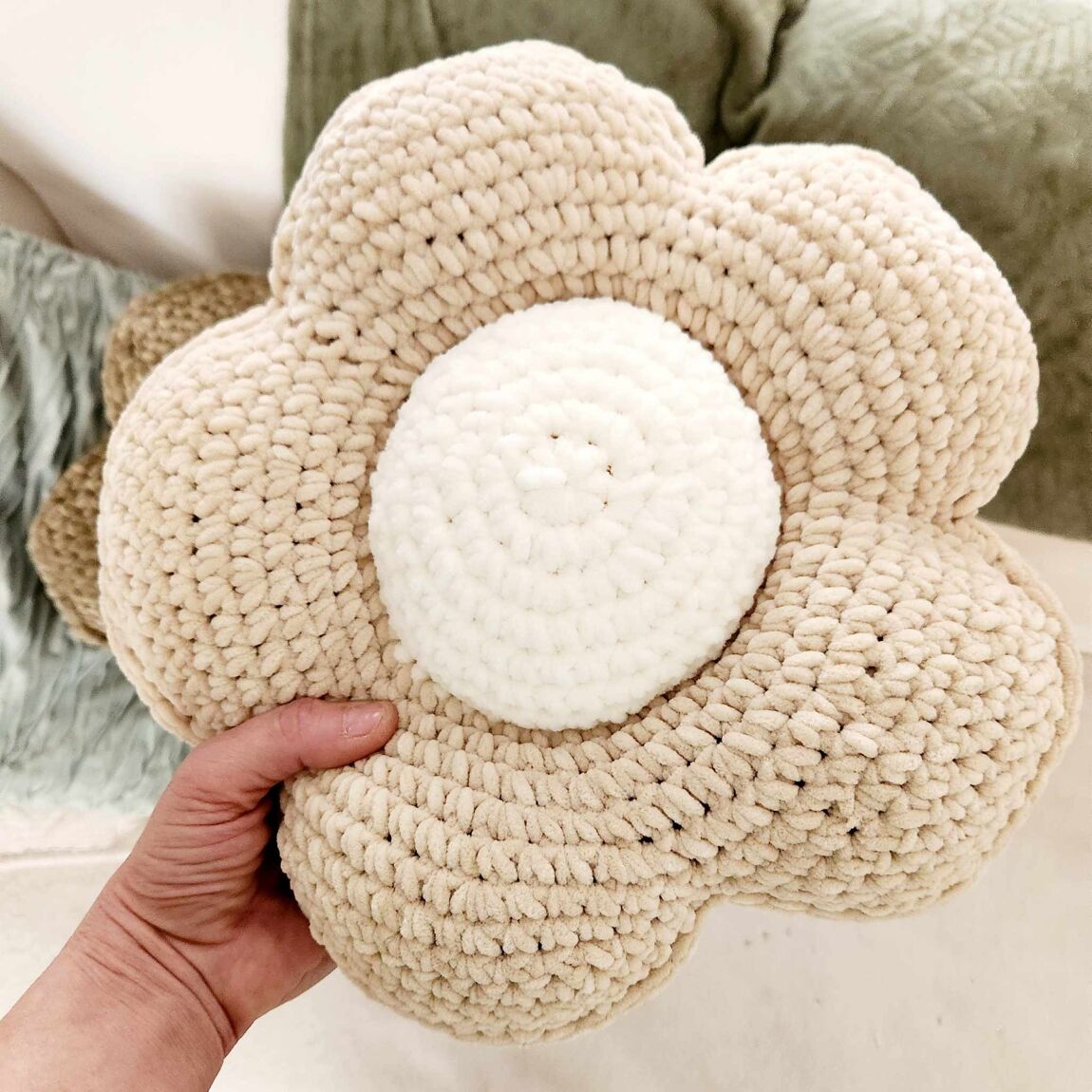 Coussin fleuri NATURAL MARJORY